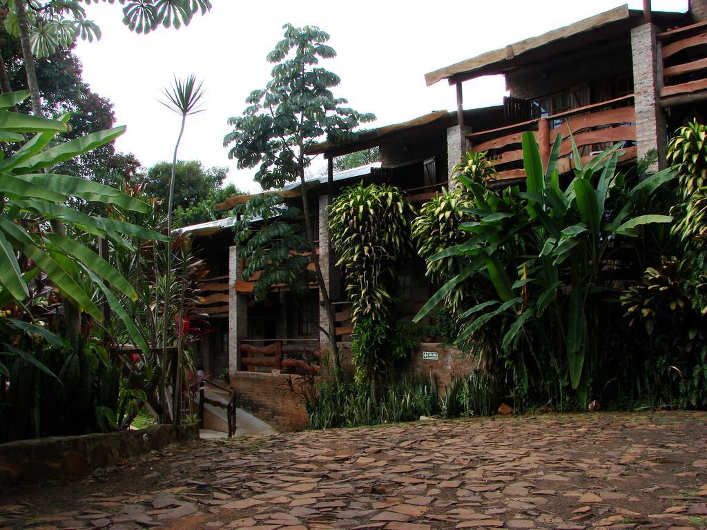 Jasy Hotel Puerto Iguazú Exteriör bild